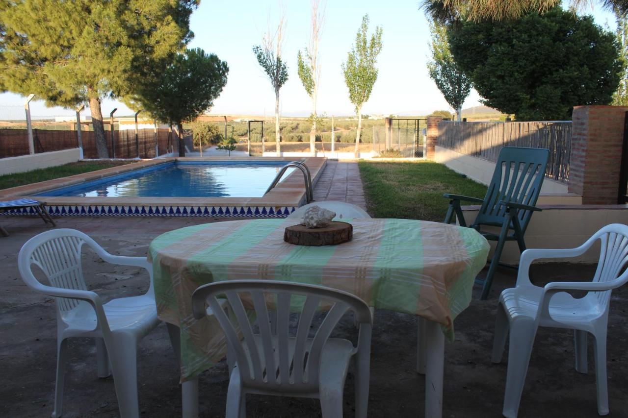 Casa Rural La Rosa De Los Vientos フエンテ・デ・ピエドラ エクステリア 写真